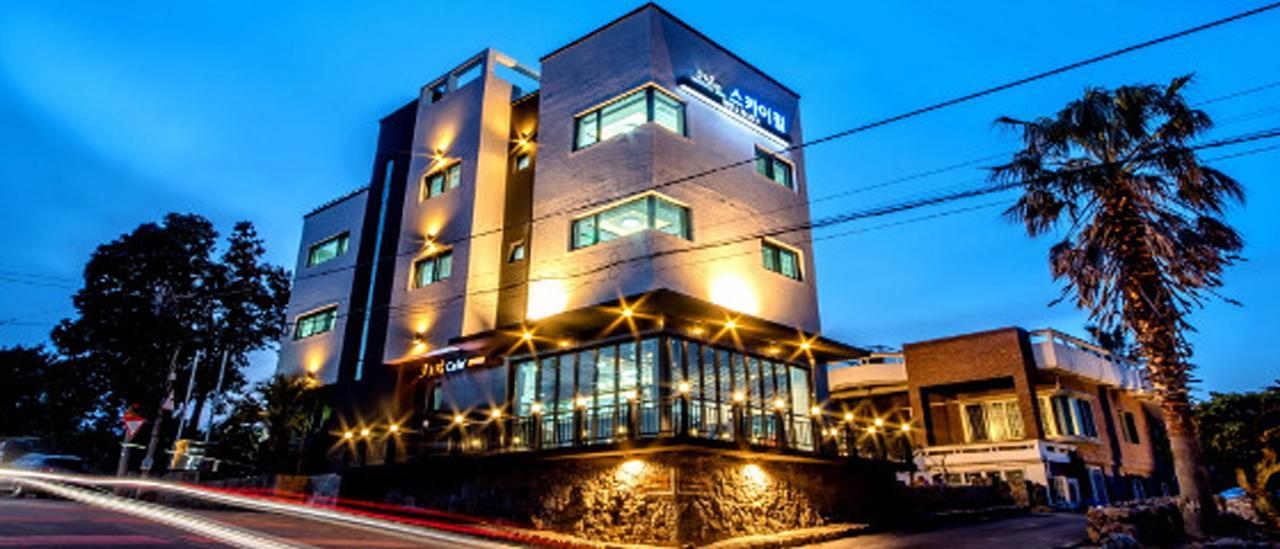 סאוגוויפו Jeju Skyhill Pension מראה חיצוני תמונה